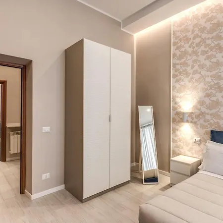 Pretorius Charming New Rome