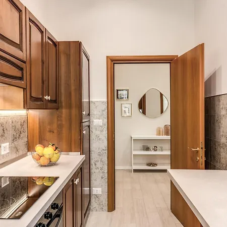 Pretorius Charming New Apartment