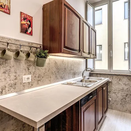 Apartment Pretorius Charming New