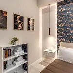 Pretorius Charming New Daire Roma