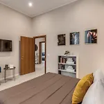 Pretorius Charming New * Roma