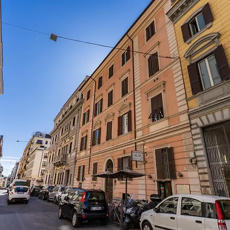 Pretorius Charming New *